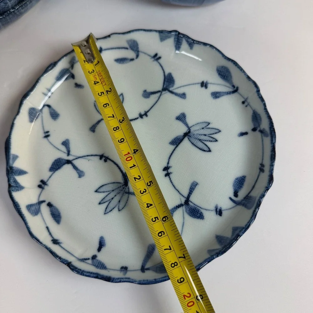 Blue & White Floral Scalloped Dinnerware Set Plates Bowls 6 Piece Lot